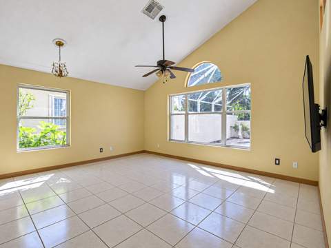 564 SW Saint Kitts Cove, Port St. Lucie FL - photo 11 of 60