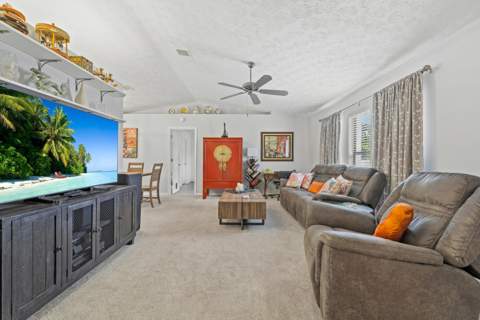 6005 Balsam Drive, Fort Pierce FL - photo 16 of 54