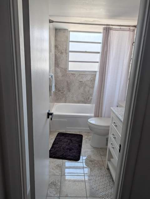 137 Golden Isles Drive #609, Hallandale Beach FL - photo 13 of 17