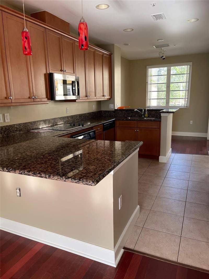 3 bedroom Townhouse at 3952 Coral Heights Way, Soigne Plat, Oakland Park — photo 5