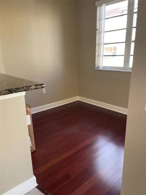 3952 Coral Heights Way, Oakland Park FL - photo 9 of 22