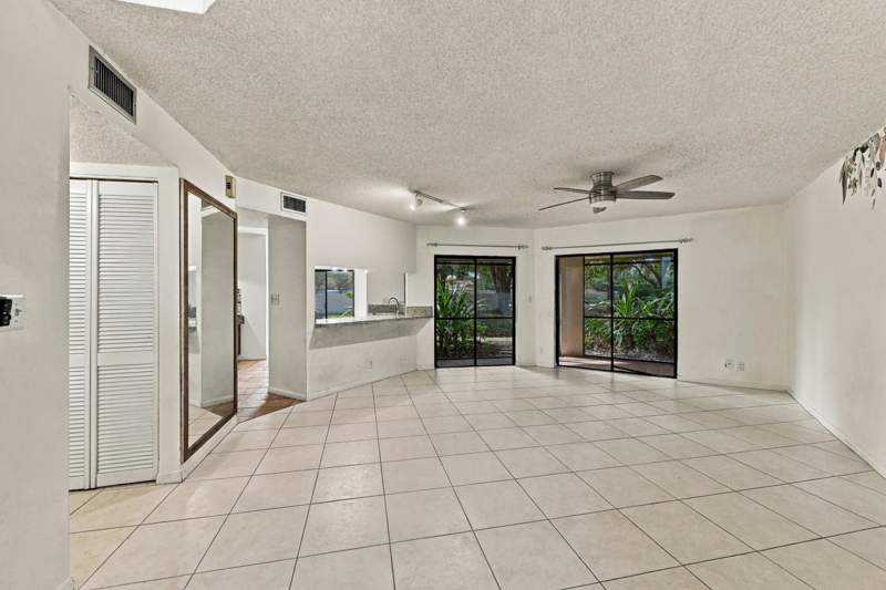 2 bedroom Townhouse at 9313 W Sunrise Boulevard, Jacaranda Parcel 253, Plantation — photo 3