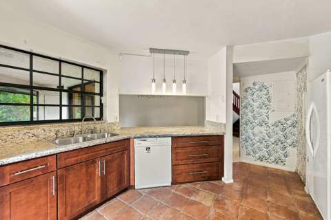9313 W Sunrise Boulevard, Plantation FL - photo 10 of 41