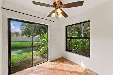 9313 W Sunrise Boulevard, Plantation FL - photo 12 of 41