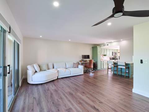 18479 SE Wood Haven Lane #E, Jupiter FL - photo 11 of 41