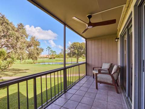 18479 SE Wood Haven Lane #E, Jupiter FL - photo 9 of 41