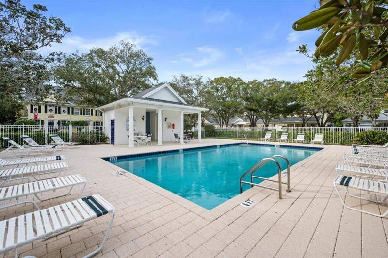 3 bedroom Single Family Residence at 118 Cherry Laurel Drive, Newhaven, Jupiter — photo 4