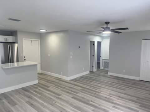 2522 SE Mariposa Avenue, Port St. Lucie FL - photo 8 of 29