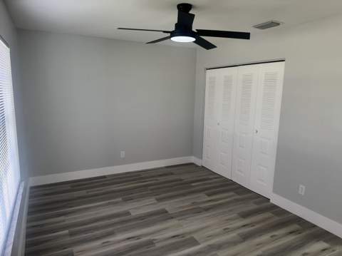 2522 SE Mariposa Avenue, Port St. Lucie FL - photo 18 of 29