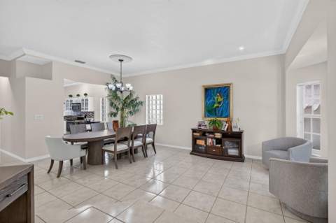 1976 NW 169th Avenue, Pembroke Pines FL - photo 6 of 42
