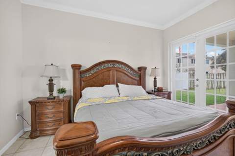 1976 NW 169th Avenue, Pembroke Pines FL - photo 21 of 42