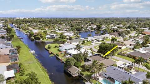 1209 SW 25th Avenue, Boynton Beach FL - photo 8 of 32
