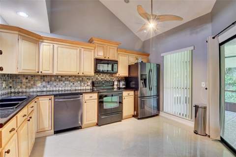 9316 Ketay Circle, Boca Raton FL - photo 7 of 30