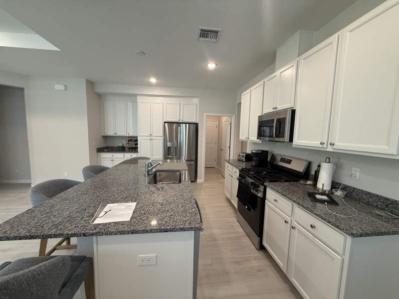 3 bedroom Single Family Residence at 10195 NW Dreamweaver Road, Ltc Ranch West Pod 6A Phase 1, Port St. Lucie — photo 3