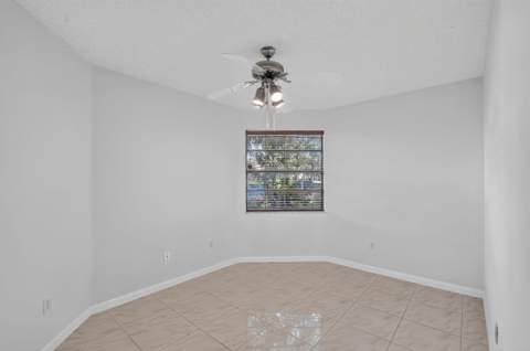 5290 Europa Drive #E, Boynton Beach FL - photo 18 of 59