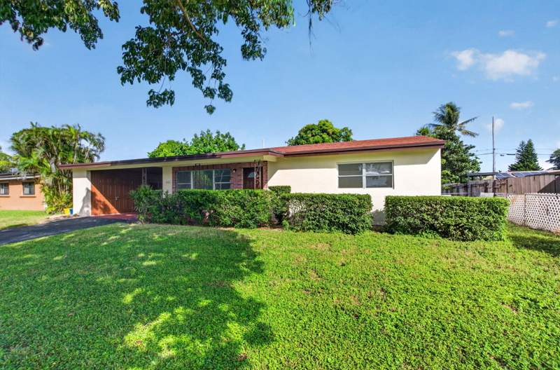 3 bedroom Single Family Residence at 161 SE 28th Avenue, Seacrest Estates, Boynton Beach — photo 3