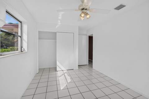 161 SE 28th Avenue, Boynton Beach FL - photo 21 of 53