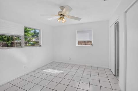 161 SE 28th Avenue, Boynton Beach FL - photo 22 of 53