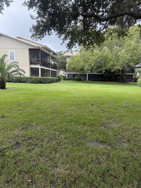 18400 SE Wood Haven Lane #M, Jupiter FL - photo 13 of 14