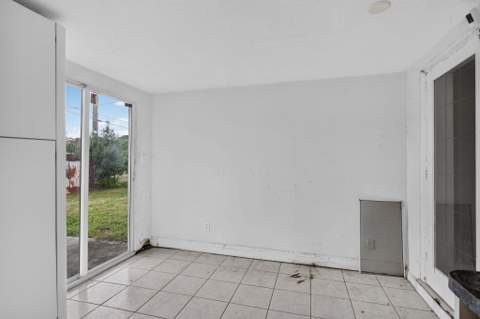 2321 SW 50th Avenue, Fort Lauderdale FL - photo 13 of 38