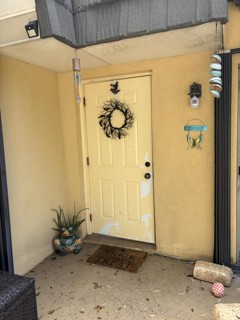 2 bedroom Townhouse at 4506 45th Way, Village Of Sandalwood Lakes 3, West Palm Beach — photo 2