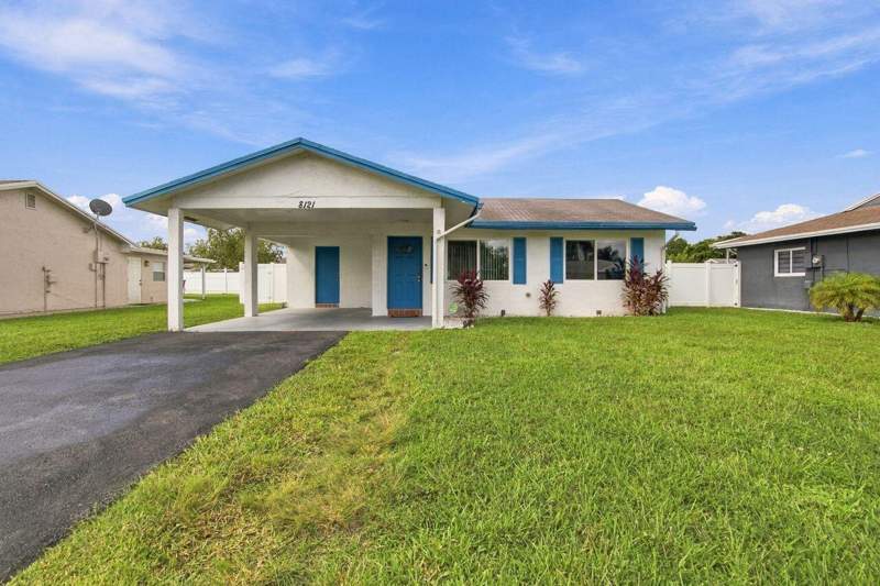 2 bedroom Single Family Residence at 8121 NW 93rd Avenue, Westwood Community 5, Tamarac — photo 2