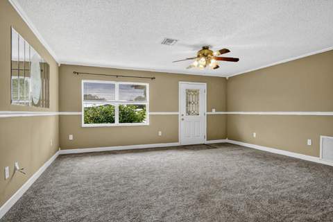 7802 Santana Avenue, Fort Pierce FL - photo 9 of 21
