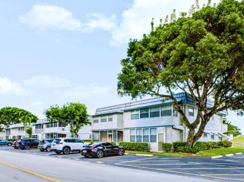 146 Tuscany B, Delray Beach FL - photo 20 of 37