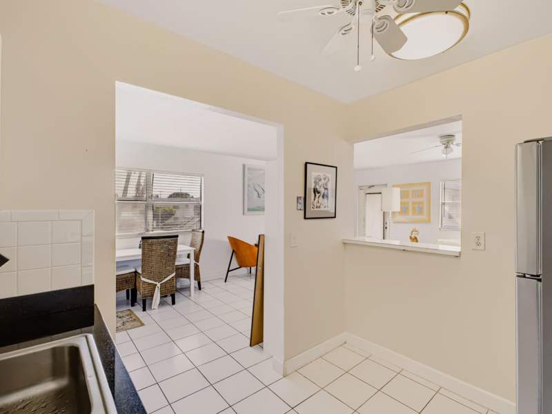 1 bedroom Condominium at 146 Tuscany B, Kings Point Tuscany Condos, Delray Beach — photo 5