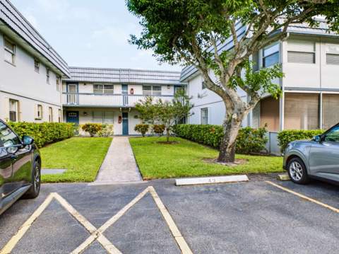 146 Tuscany B, Delray Beach FL - photo 21 of 37