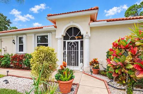 5021 S La Sedona Circle, Delray Beach FL - photo 9 of 33