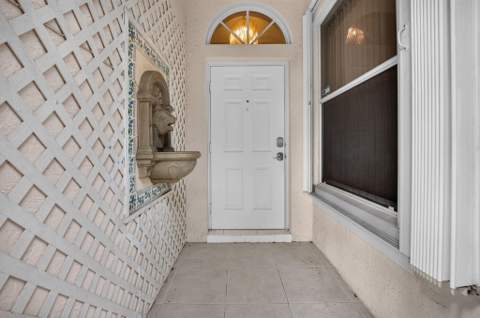 5021 S La Sedona Circle, Delray Beach FL - photo 10 of 33