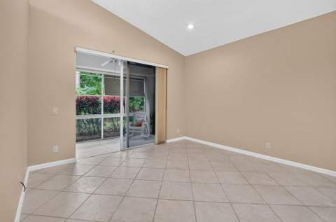 5021 S La Sedona Circle, Delray Beach FL - photo 16 of 33