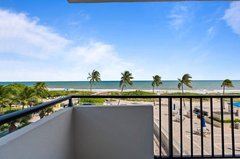 2 bedroom Condominium at 2000 S Ocean Boulevard #3D, Royal Coast Condo, Lauderdale-By-The-Sea — photo 3