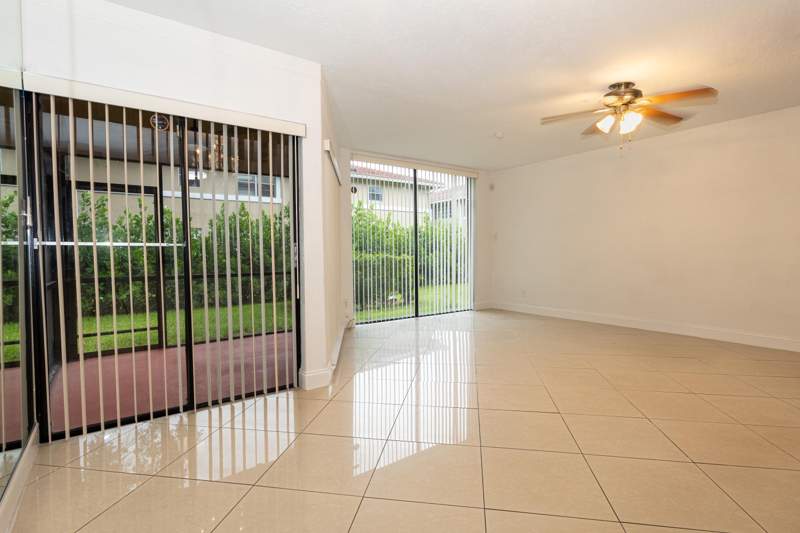 3 bedroom Townhouse at 9981 W Atlantic Boulevard #9981, Maplewood Townhouses Condo, Coral Springs — photo 4
