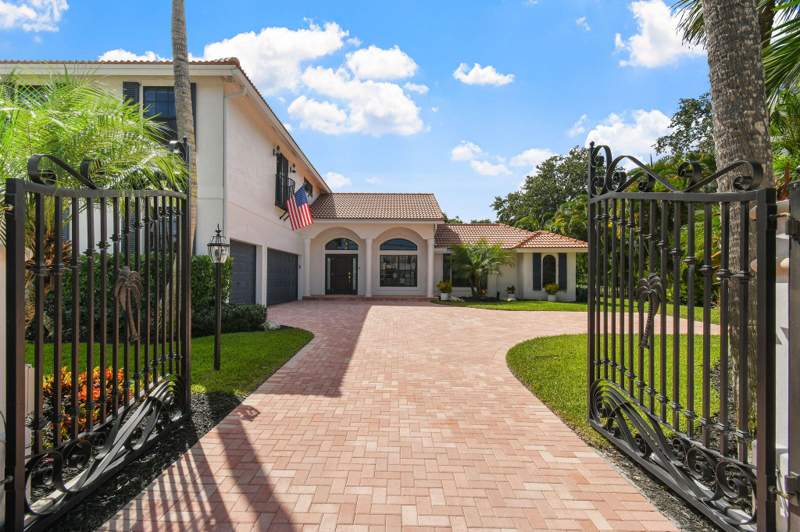 4 bedroom Single Family Residence at 18944 SE Jupiter River Drive, Jupiter River Estates, Jupiter — photo 3