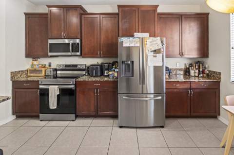 9041 SW 19th Street, Miramar FL - photo 13 of 36