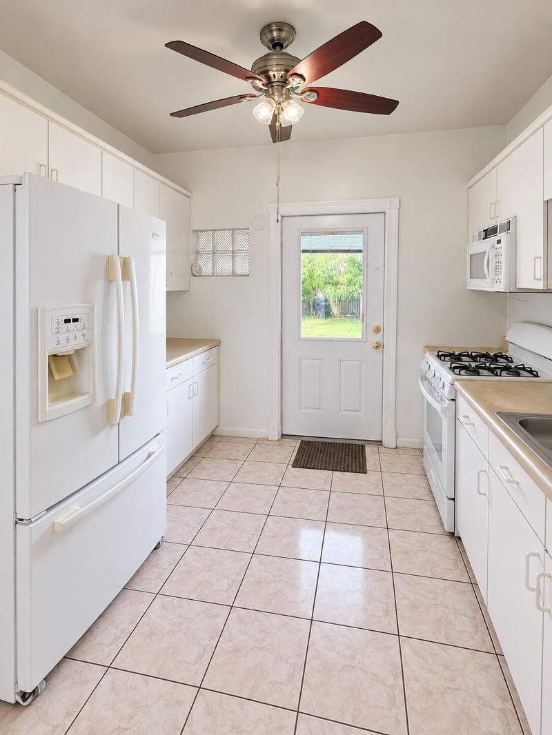 3 bedroom Single Family Residence at 3220 French Avenue, Englewood Manor, Lake Worth — photo 4