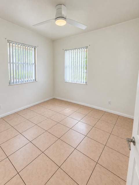 3220 French Avenue, Lake Worth FL - photo 7 of 16