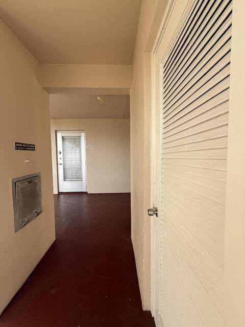 2855 Garden Drive #306, Palm Springs FL - photo 16 of 34