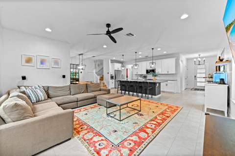 8728 Corvus Drive, Lake Worth FL - photo 6 of 38