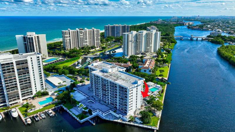 2 bedroom Condominium at 4750 S Ocean Boulevard #Unit 305, Aberdeen Arms, Highland Beach — photo 3