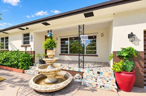 4306 Waterway Drive, Lake Worth FL - photo 8 of 60