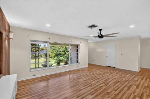 4306 Waterway Drive, Lake Worth FL - photo 16 of 60
