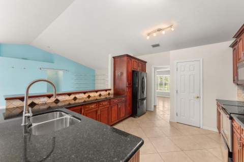 2001 SE Dranson Circle, Port St. Lucie FL - photo 24 of 69