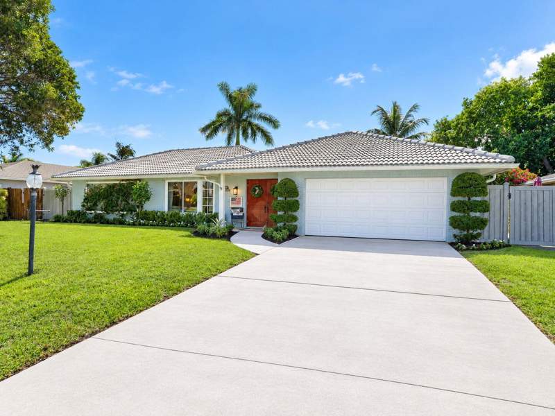 4 bedroom Single Family Residence at 1320 SW 26th Avenue, Golf View Harbour 2nd Sec, Boynton Beach — photo 2