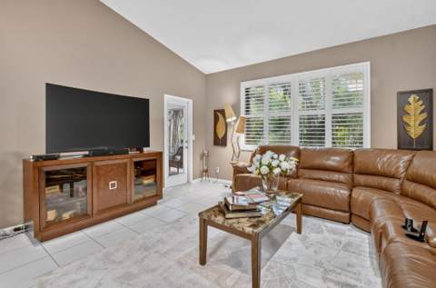 15221 Ixora Road, Delray Beach FL - photo 11 of 59