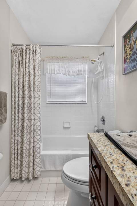 8045 Clear Shores Circle, Delray Beach FL - photo 9 of 47