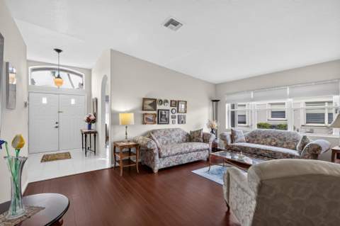 8045 Clear Shores Circle, Delray Beach FL - photo 14 of 47