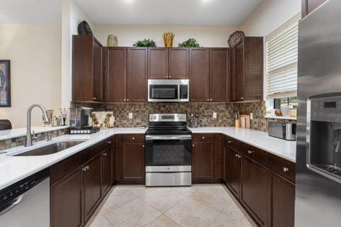 10017 SW Duccio Lane, Port St. Lucie FL - photo 6 of 44